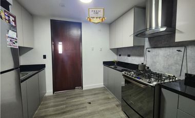 Venta de Apartamento Remodelado – PH Elevation, Costa del Este