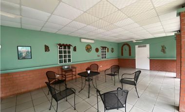 VILLA LUCRE / 565M / DOS NIVELES / BALCON / CUARTO Y BAÑO SERVICIO