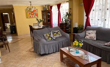 Bajo De Precio!!!! Casa En Quinta Normal Con Amplio Terreno