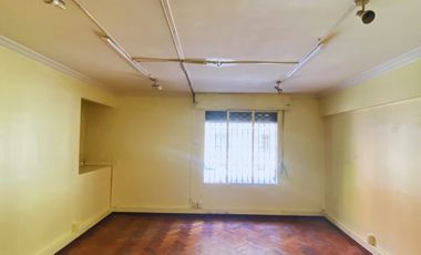 REMATE!!  OFICINA PRIMER PISO 80Mts2 STGO