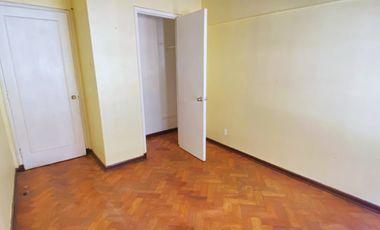 REMATE!!  OFICINA PRIMER PISO 80Mts2 STGO