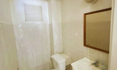 REMATE!!  OFICINA PRIMER PISO 80Mts2 STGO