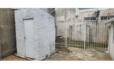 Albarellos 4172 entre Huemul y Vidal