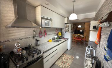 VENTA CHALET (4) AMB. - PERLA NORTE