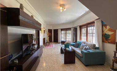 VENTA CHALET (4) AMB. - PERLA NORTE