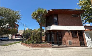 VENTA CHALET (4) AMB. - PERLA NORTE