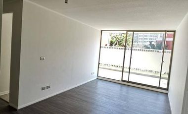 Se Arrienda DEPTO, patio privado, Fernandez Albano 775