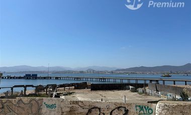 Sitio en Venta en Regimiento Coquimbo 250