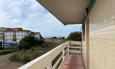 VENTA DE DUPLEX EN VILLA GESELL - A MTS DEL MAR