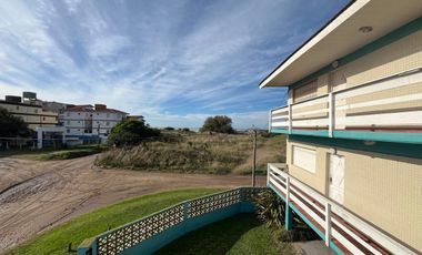 VENTA DE DUPLEX EN VILLA GESELL - A MTS DEL MAR