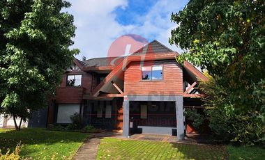 Casa en Arriendo en Barrio Ingles