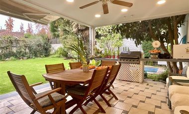 Casa en Venta en Camino De La Posada / Fernandez Mira