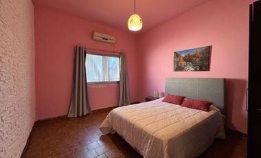 Venta casa 3 ambientes con patio y cochera