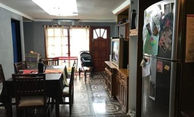 CASA 4 AMBIENTES CON QUINCHO Y PILETA  EN ALQUILER