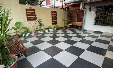 CASA AMPLIA CON PILETA Y QUINCHO