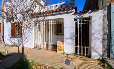 Casa en Venta en Pje. Koch