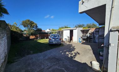 Venta Casa de 3 Amb a una cuadra del Mar lote 300m