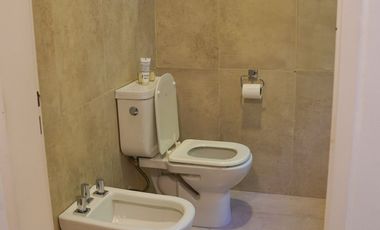 EXCELENTE CASA EN VENTA - NUEVO QUILMES