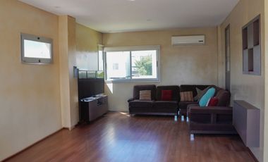 EXCELENTE CASA EN VENTA - NUEVO QUILMES