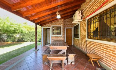 CASA EN VENTA 3 AMBIENTES ALEJANDRO KORN