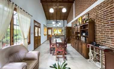 CASA EN VENTA 3 AMBIENTES ALEJANDRO KORN