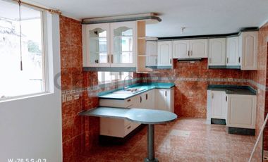 Arriendo casa en Conocoto, Avenida Ilalo