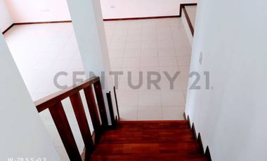 Arriendo casa en Conocoto, Avenida Ilalo