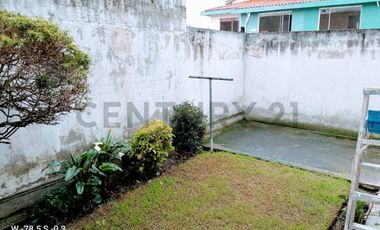 Arriendo casa en Conocoto, Avenida Ilalo