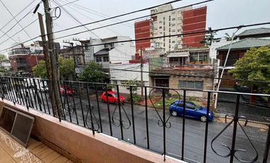 Departamento Tipo Casa en alquiler en Avellaneda Oeste