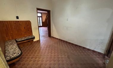 Departamento Tipo Casa en alquiler en Avellaneda Oeste