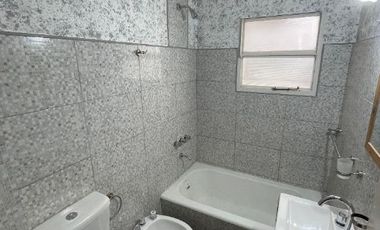 Departamento en alquiler en Ezpeleta Oeste