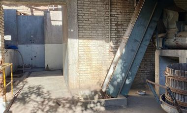 VENTA CASA 3 HAB CON EX BODEGA LUJAN  DE CUYO