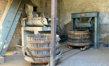 VENTA CASA 3 HAB CON EX BODEGA LUJAN  DE CUYO