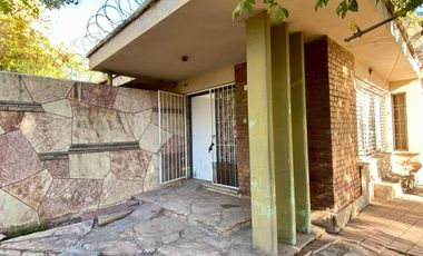 VENTA CASA 3 HAB CON EX BODEGA LUJAN  DE CUYO