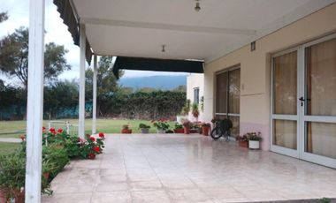 Casa en Zonda B° Privado Valle de Velazquez