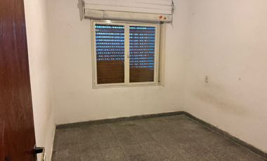 CASA CON DEPARTAMENTO. APTA CREDITO.  CONCEPCION