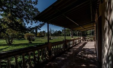 VENTA CASA QUINTA 20 DE JUNIO ZONA OESTE GBA