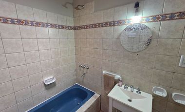 VENTA CASA APTO CREDITO TIGRE CENTRO COCHERA PATIO
