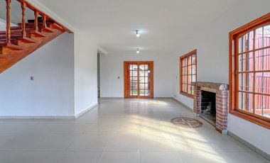 Venta Casa 4 amb en Acantilados a metros del mar