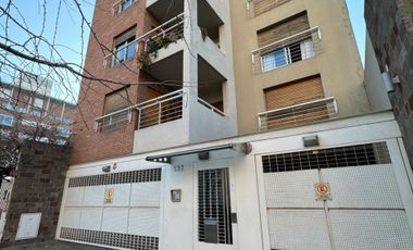 VENTA HERMOSO  DEPARTAMENTO 4 AMBIENTES EN MORÓN