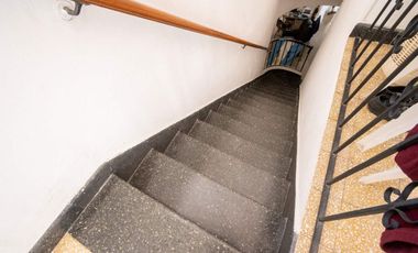 VENTA CASA DE 4 DORMITORIOS Y COCHERA DOBLE