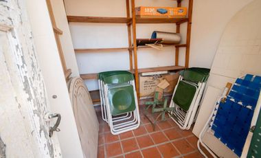 VENTA CASA DE 4 DORMITORIOS Y COCHERA DOBLE