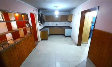 VENTA DE COMPLEJO - IDEAL PARA EMPRENDIMIENTO