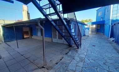 VENTA DE COMPLEJO - IDEAL PARA EMPRENDIMIENTO