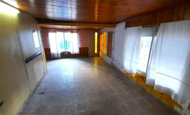 VENTA DE COMPLEJO - IDEAL PARA EMPRENDIMIENTO