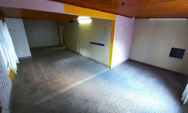 VENTA DE COMPLEJO - IDEAL PARA EMPRENDIMIENTO