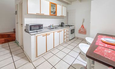 2 AMBIENTES EN DUPLEX CONDOMINIO EN PILAR AMOBLADO