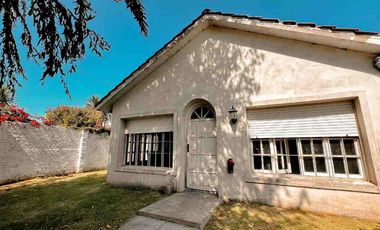 CASA CON DPTO ZONA PUNTA MOGOTES