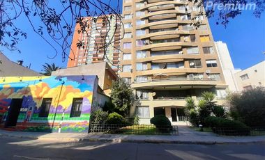 Departamento en Venta en Cerca de metro Santa Lucía y metro Universidad Católica