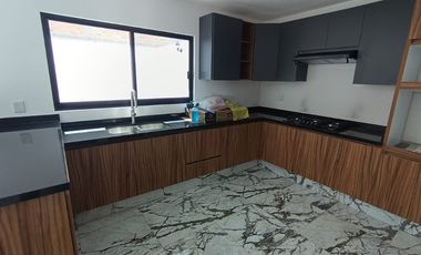 HERMOSA CASA DISPONIBLE EN LA COLONIA DE PRESIDENTES VEN Y CONOCELA